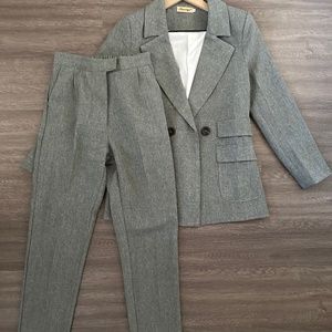 Gray Blazer and Pantsuit Set